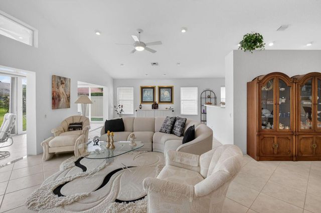 12262 Castle Pines Road, Boynton Beach, FL 33437