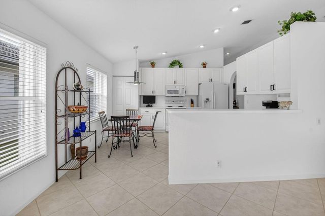 12262 Castle Pines Road, Boynton Beach, FL 33437