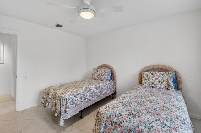 12262 Castle Pines Road, Boynton Beach, FL 33437