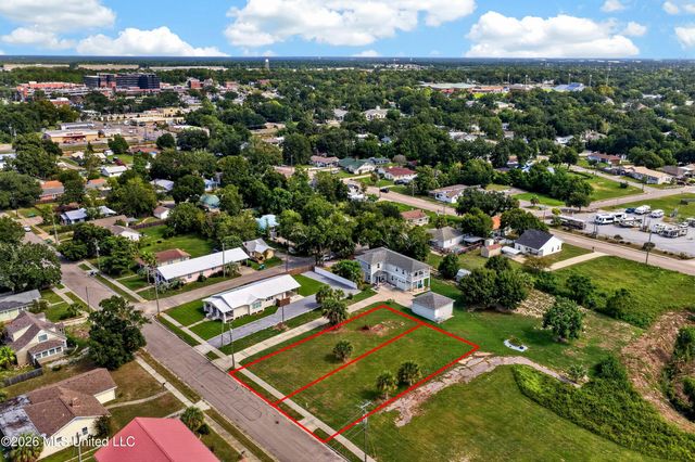 606 Camp Avenue, Gulfport, MS 39501