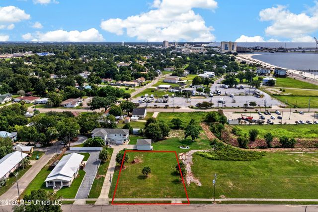 606 Camp Avenue, Gulfport, MS 39501