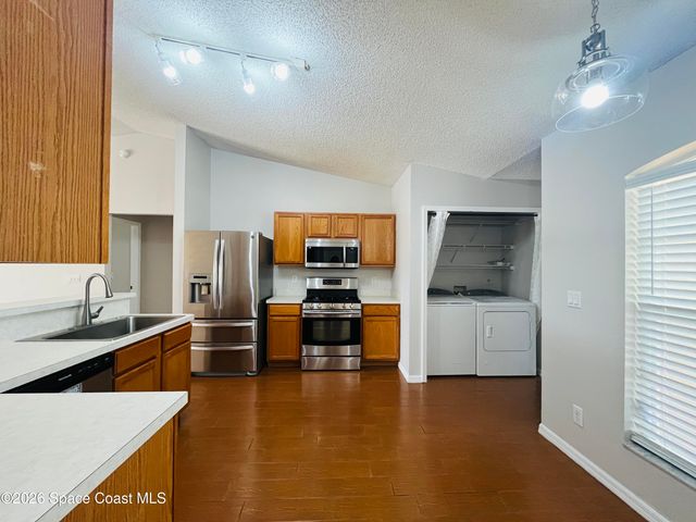 829 Honeysuckle Drive, Rockledge, FL 32955