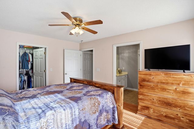 1075 Wandering Way NE, Leland, NC 28451