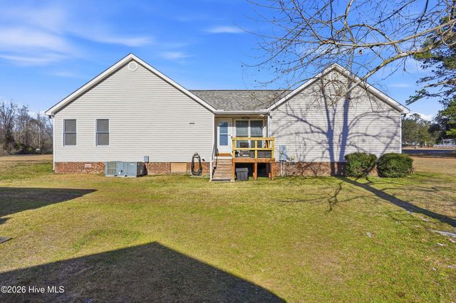 1075 Wandering Way NE, Leland, NC 28451