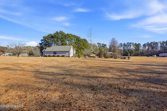 1075 Wandering Way NE, Leland, NC 28451