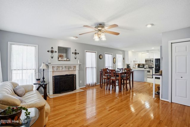 1075 Wandering Way NE, Leland, NC 28451