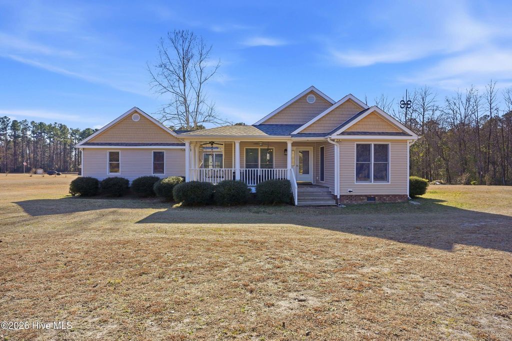 1075 Wandering Way NE, Leland, NC 28451