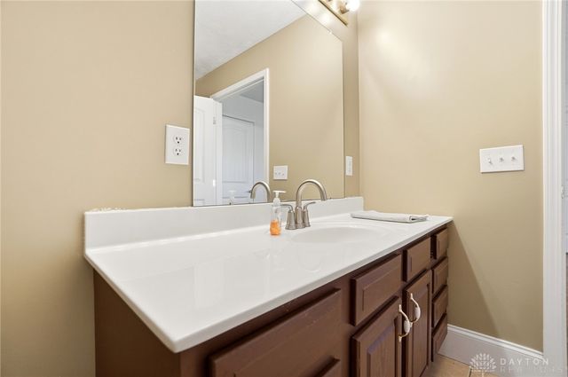 955 Windsor Avenue, Vernon Twp, OH 45113