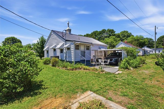 301 Pecan Drive, Calhoun Falls, SC 29628