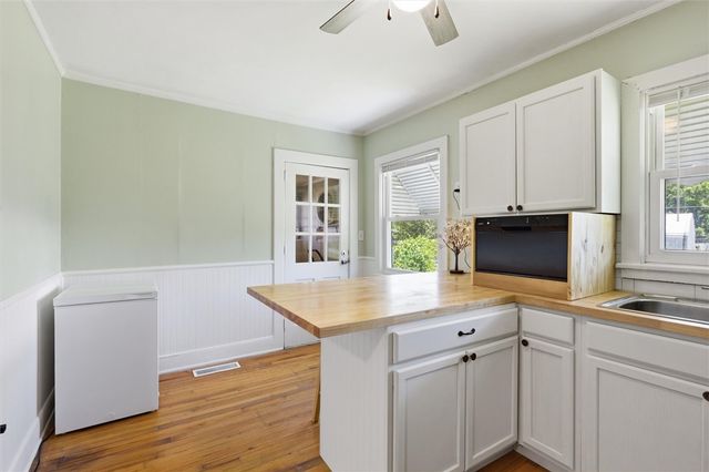 301 Pecan Drive, Calhoun Falls, SC 29628