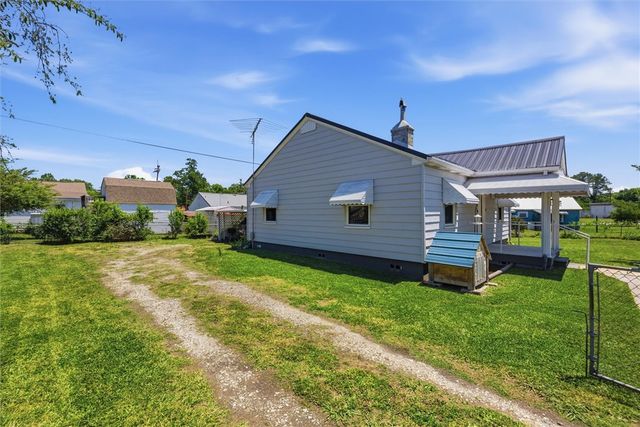 301 Pecan Drive, Calhoun Falls, SC 29628