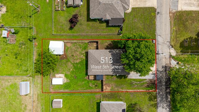 513 W 6th Street, Grove, OK 74344