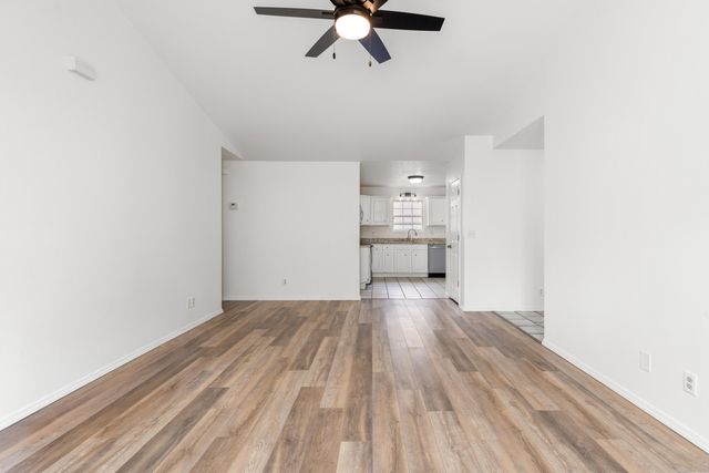 513 W 6th Street, Grove, OK 74344