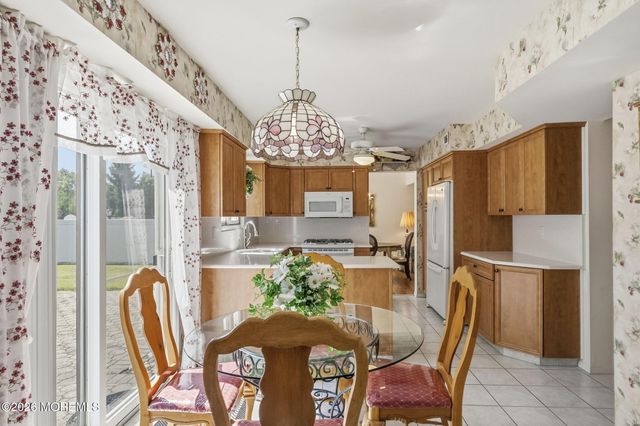 15 Cherry Bend Drive N, Howell, NJ 07731