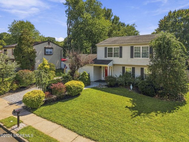 15 Cherry Bend Drive N, Howell, NJ 07731