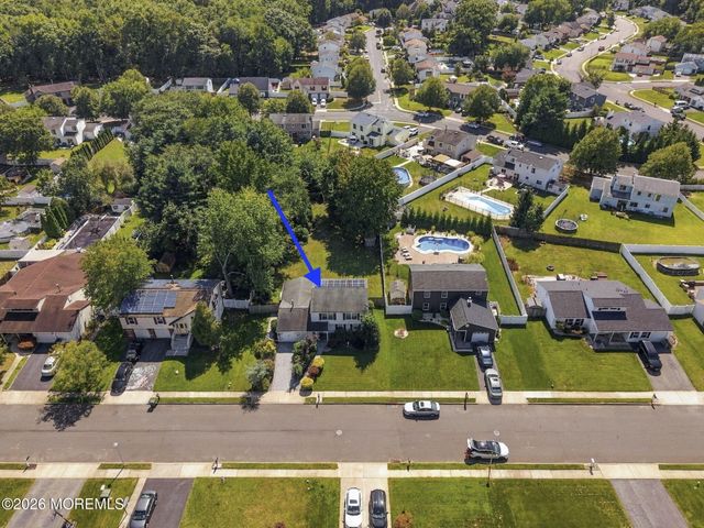15 Cherry Bend Drive N, Howell, NJ 07731