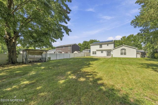 15 Cherry Bend Drive N, Howell, NJ 07731