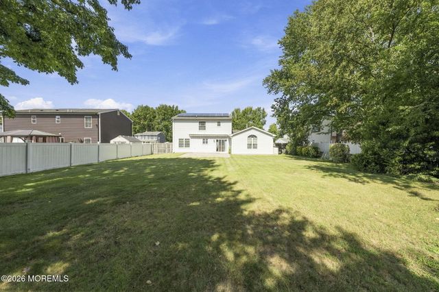 15 Cherry Bend Drive N, Howell, NJ 07731