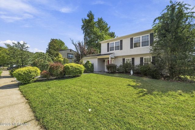 15 Cherry Bend Drive N, Howell, NJ 07731