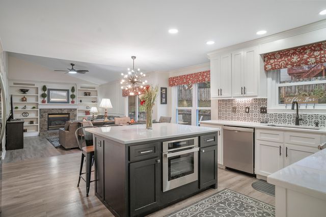 4300 Brookridge Drive, Lexington, KY 40515