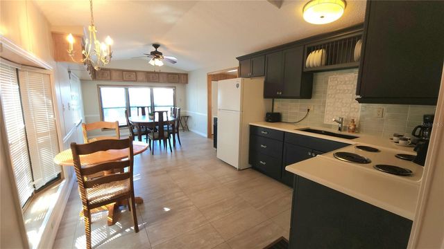 3300 26TH AVENUE E 65, Bradenton, FL 34208