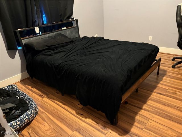 110 16th AVE NE, Naples, FL 34120