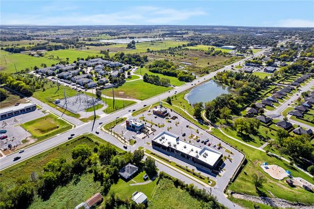 504 E Centerton Boulevard 560-562, Centerton, AR 72719