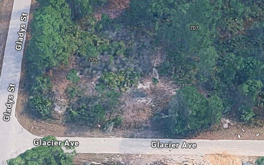 705 Glacier AVE, LEHIGH ACRES, FL 33974 — photo 3