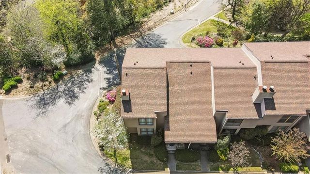 1700 Woodcliff Way NE, Atlanta, GA 30329