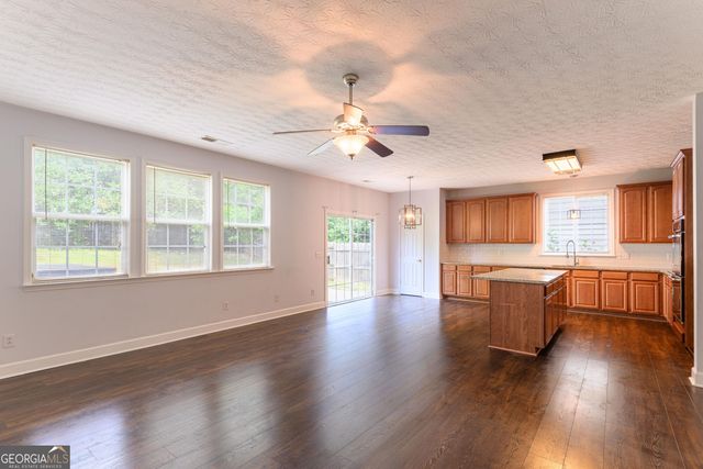 35 Timber Lane, Newnan, GA 30265