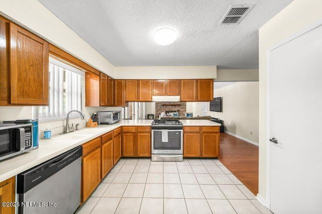 13684 GLENHAVEN Court, Jacksonville, FL 32224
