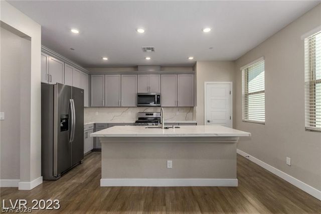 486 Fairview Hills Street, Las Vegas, NV 89138