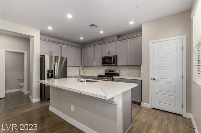 486 Fairview Hills Street, Las Vegas, NV 89138