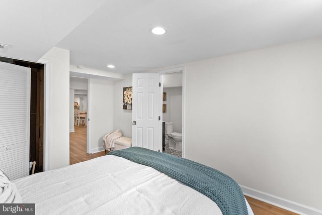 15064 BARLOW DR, Waterford, VA 20197