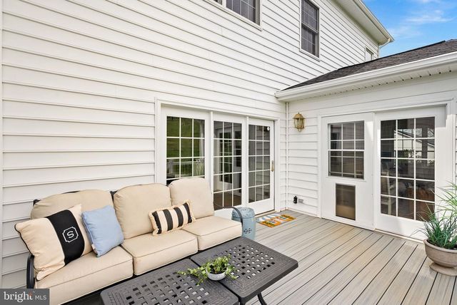 15064 BARLOW DR, Waterford, VA 20197