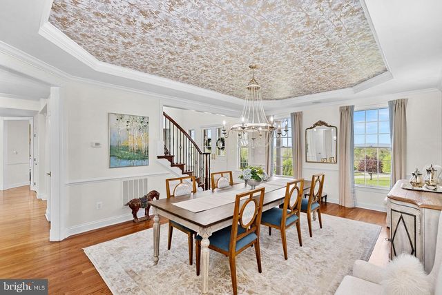 15064 BARLOW DR, Waterford, VA 20197