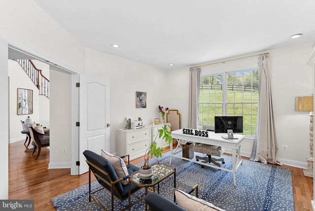 15064 BARLOW DR, Waterford, VA 20197