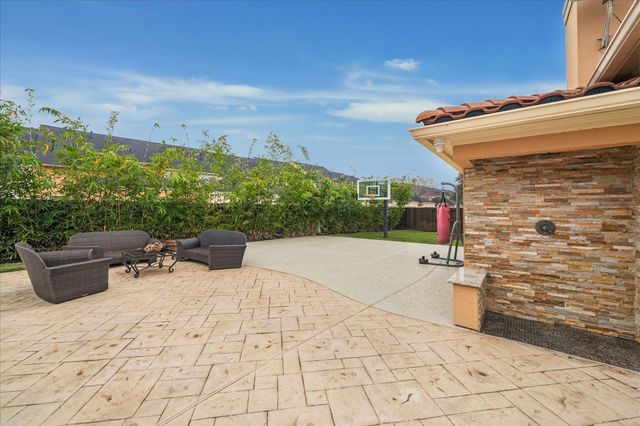 14339 Shadow Garden Lane, Houston, TX 77077