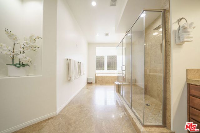 49587 Gila River Street, Indio, CA 92201