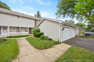4S768 Pinehurst Drive, Naperville, IL 60563
