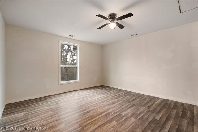 211 W Houston Street, Greenwood, AR 72936