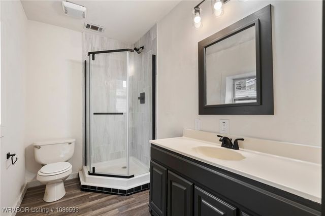 211 W Houston Street, Greenwood, AR 72936