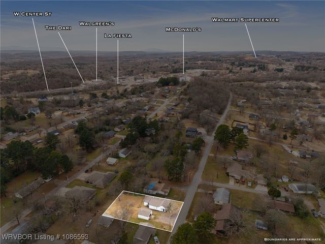 211 W Houston Street, Greenwood, AR 72936