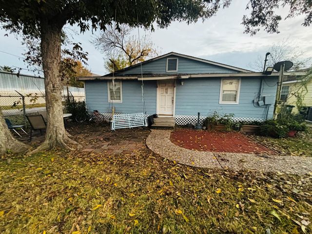 920 Frisco Street, Houston, TX 77022