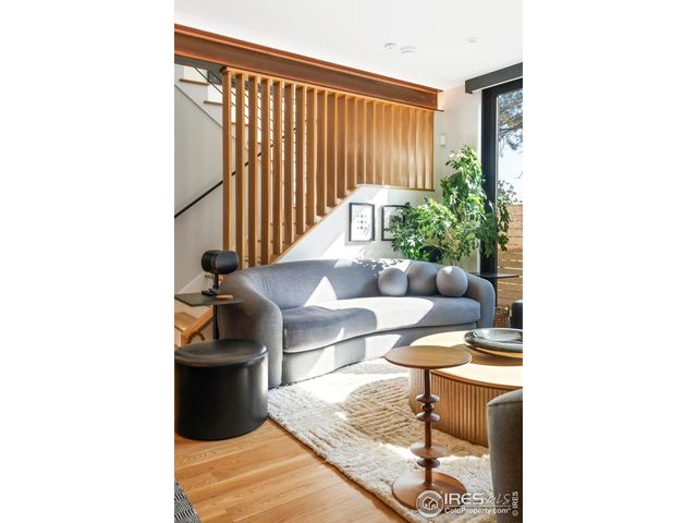 2709 Pine St, Boulder, CO 80302