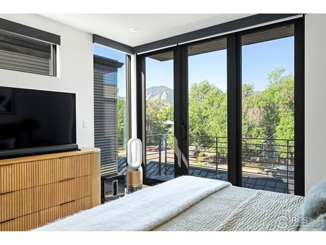 2709 Pine St, Boulder, CO 80302