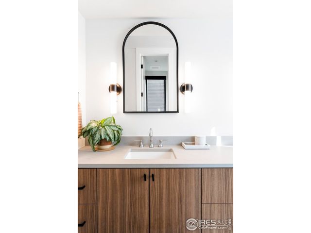 2709 Pine St, Boulder, CO 80302