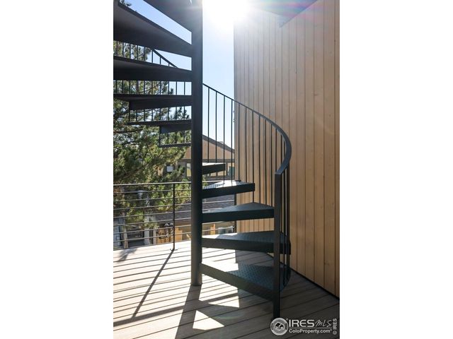 2709 Pine St, Boulder, CO 80302