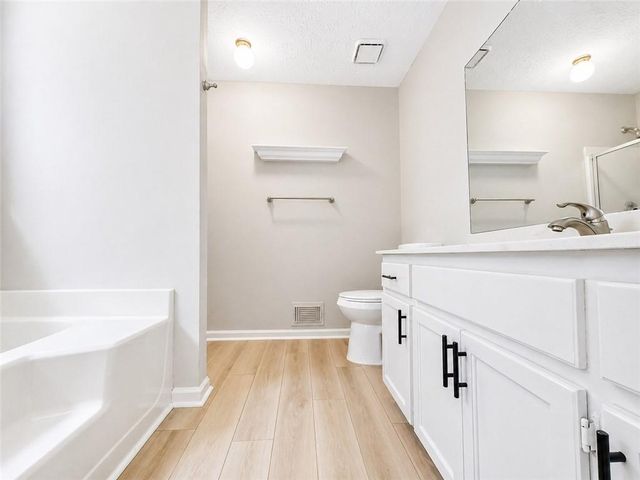 1400 Chalet Circle, Lawrenceville, GA 30043
