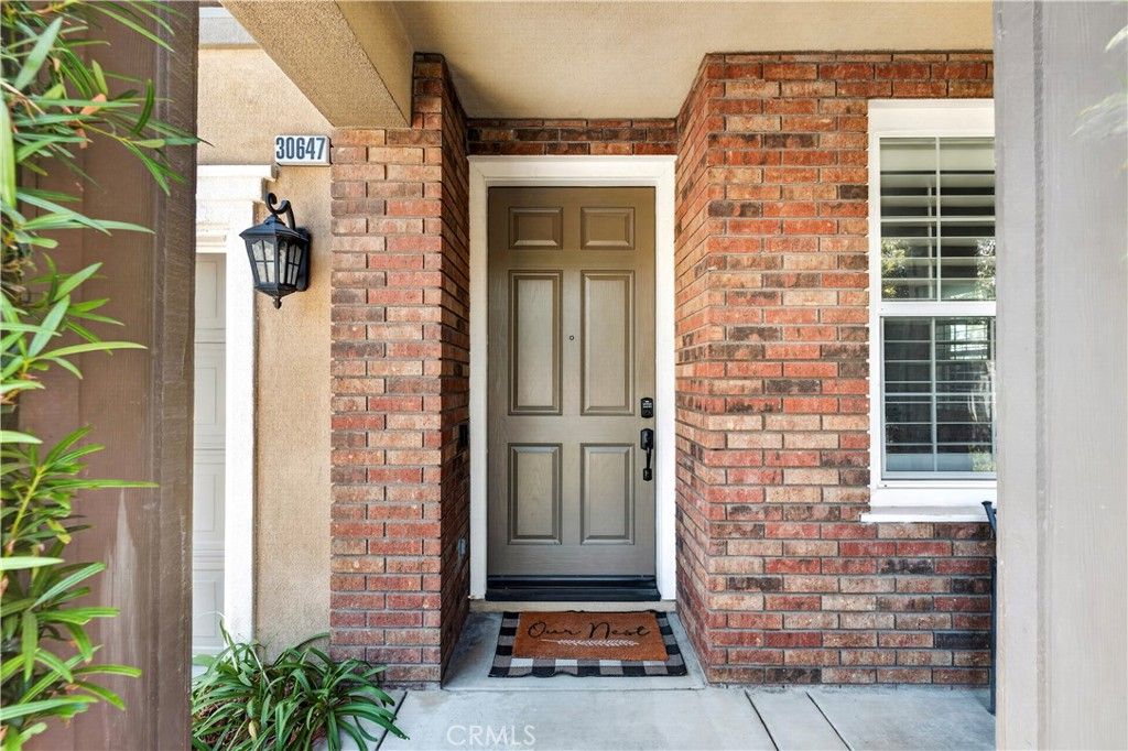 Image 3 of property listing at 30647 Lily Pond, Murrieta, CA 92563